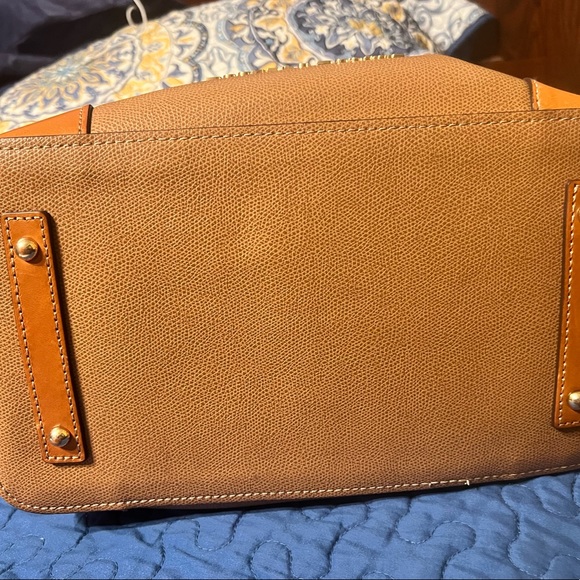 Sold - Picture 3 of 4